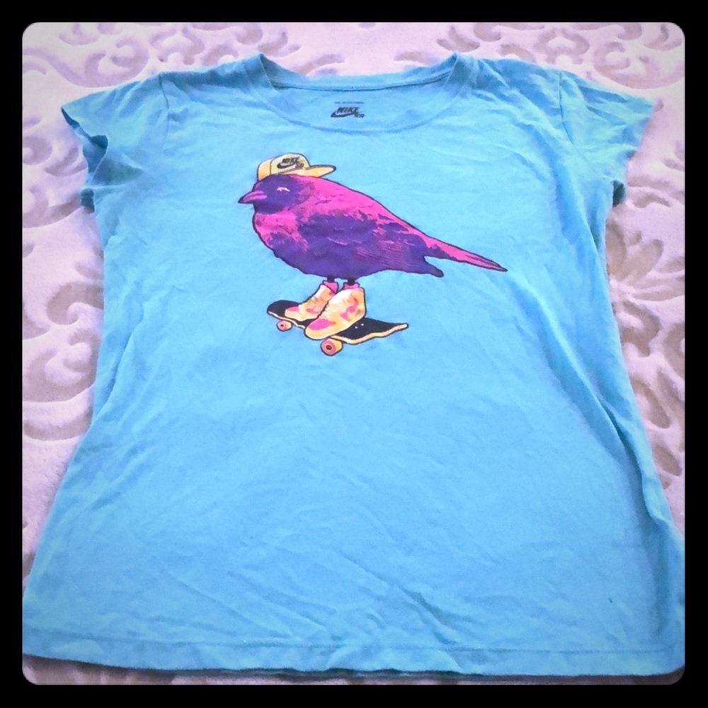 Nike T